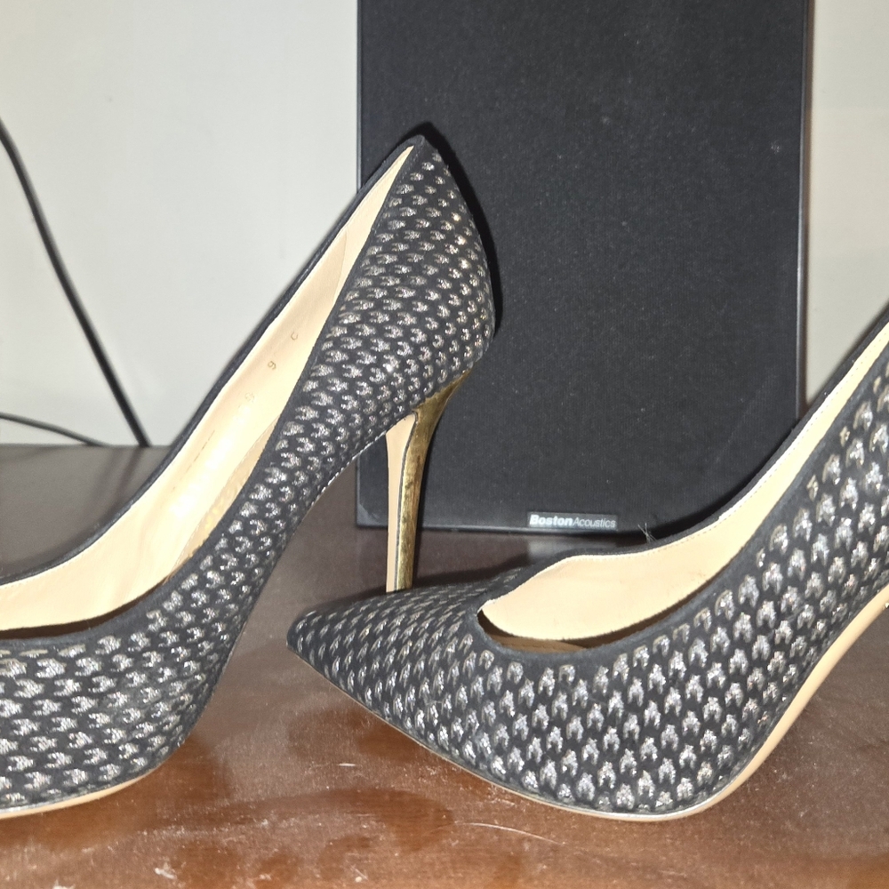 Salvatore Ferragamo Susi Patch suede black & gold pumps heels 9